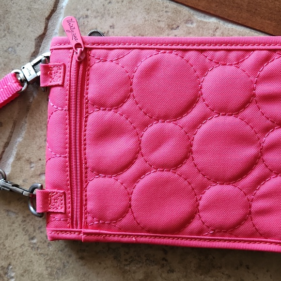 Thirty-One Vibrant Pink Quilted Crossbody Bag - Picture 4 of 12